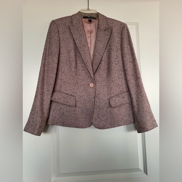 Ellen Tracy Jackets & Blazers - Pink and black tweed jacket